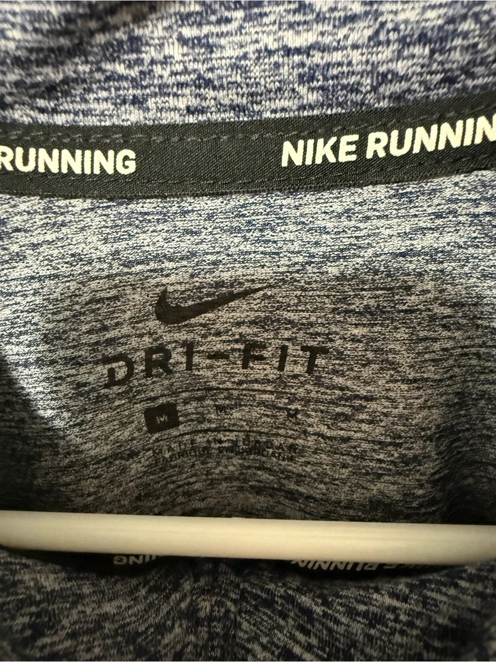 Nike Men’s Heathered Navy Blue Quarter-Zip Performance Pullover